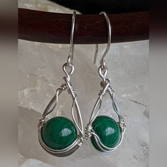 Elegant Sterling Silver Malachite Gemstone Earrings - Picture 8 of 14